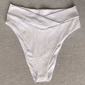 Aerie High Cut Cheeky Crossover Bikini Bottom | Size: Large | White